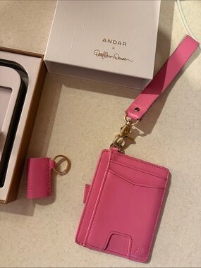 ANDAR Denner Pink Leather Wristlet Cardholder and chapstick holder